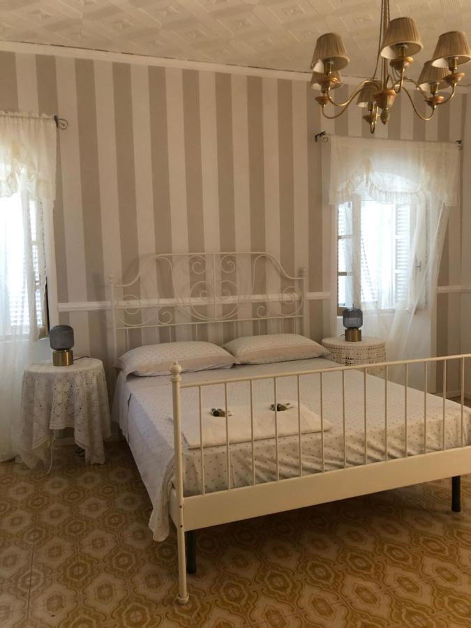 Casa Relax, Un Uliveto Sul Mare. Βίλα Diano San Pietro Εξωτερικό φωτογραφία